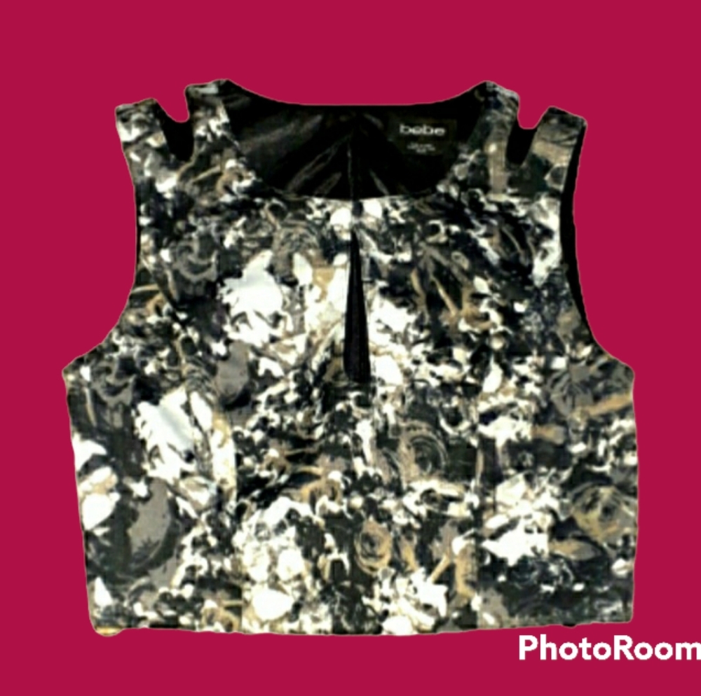- BEBE SLEEVELESS BLACK PRINT CROP TOP